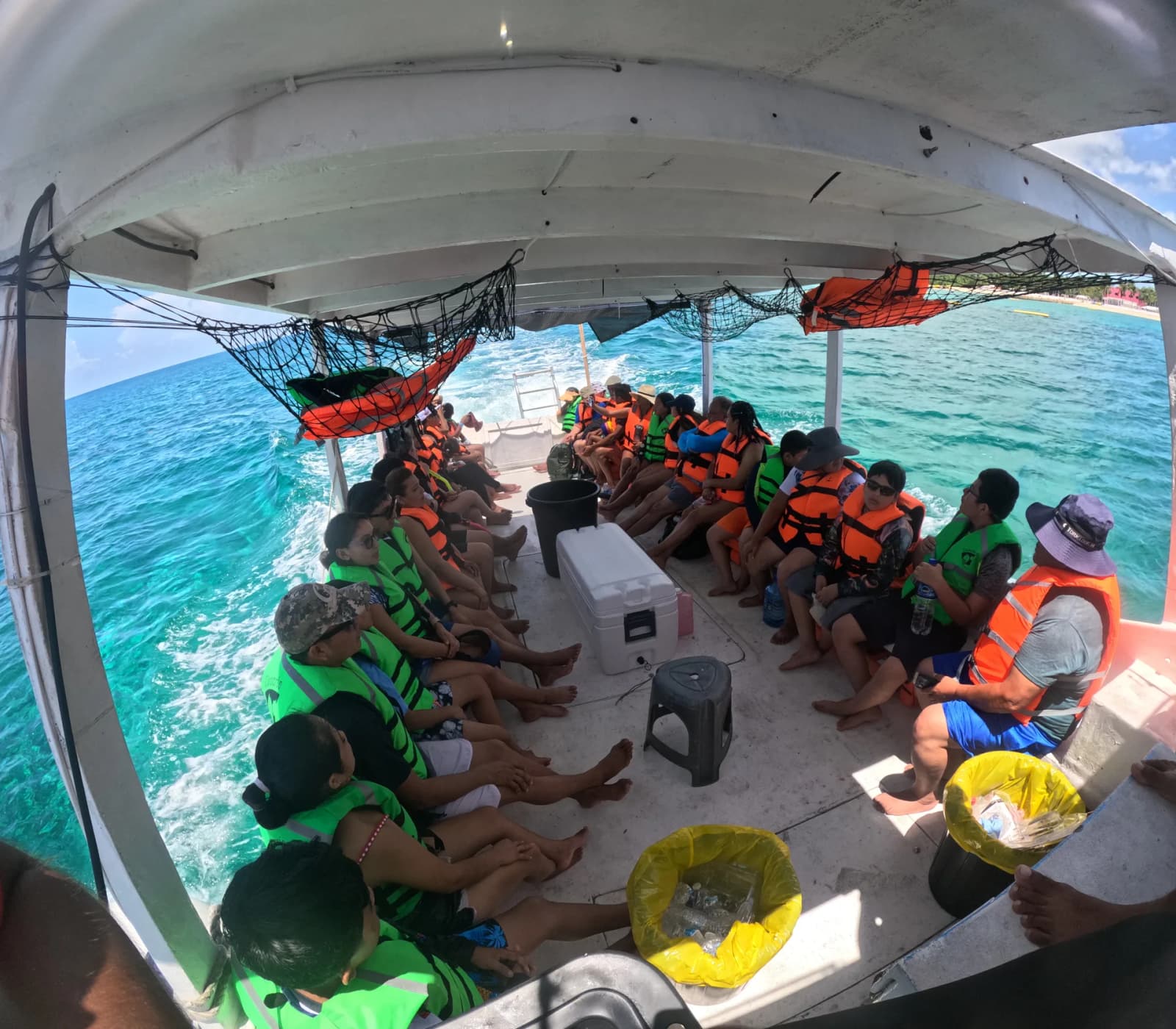 Barco Fiesta — imagen 1